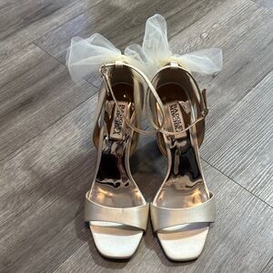Badgley Mischka Cream Strappy Heels with Tulle Bow